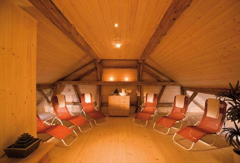 فندق صغير Naze`s Hus Mellau