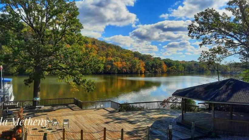 Общежитие Paddle Wheel Inn