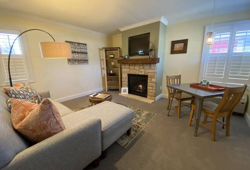 هاستل Seven Oaks Bed & Breakfast