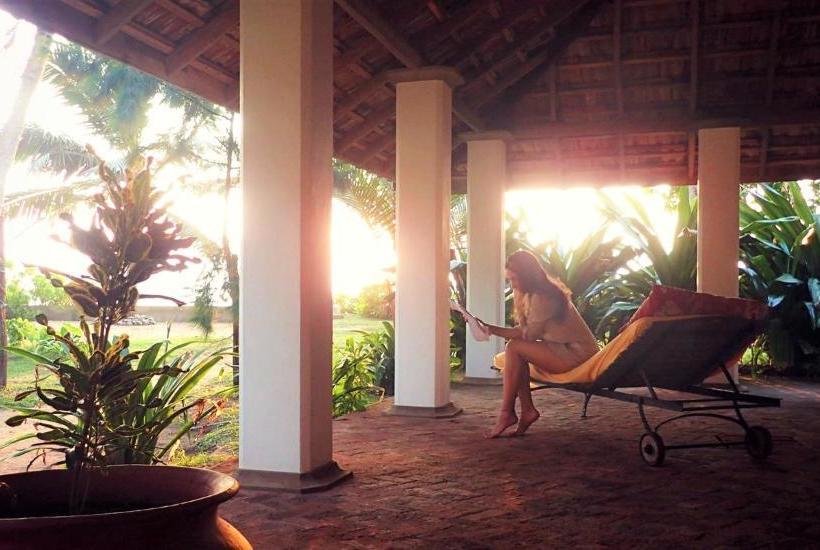 ホテル Amuura Beach