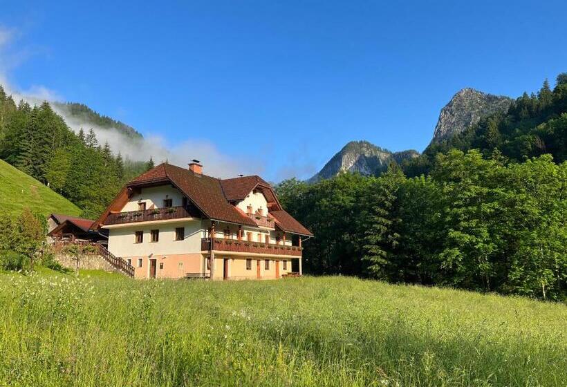 هتل Country House Turistična Kmetija Ambrož Gregorc