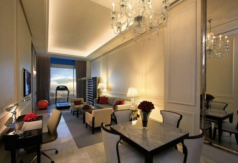 בית מלון כפרי Resorts World Genting  Crockfords