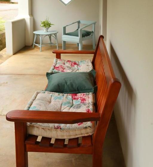 פנסיון 33 Berg Selfcatering