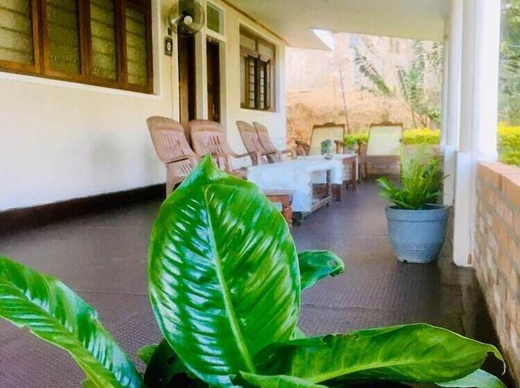 بنسيون 59b Rest Inn Ella