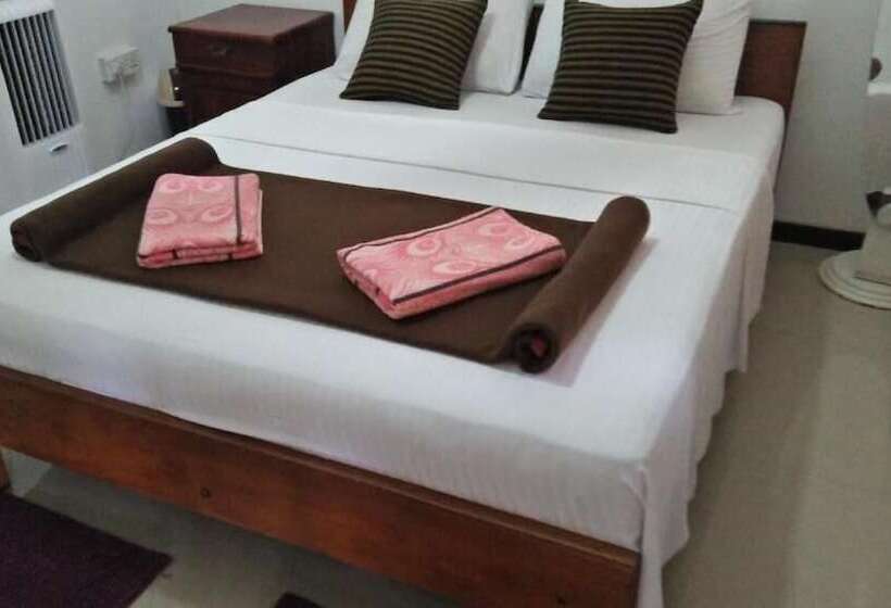 بنسيون 59b Rest Inn Ella