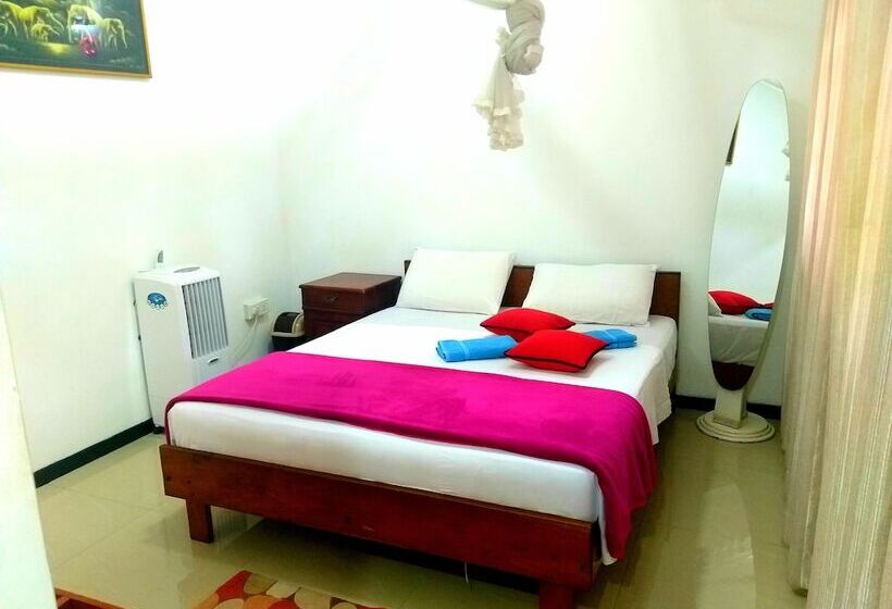 بنسيون 59b Rest Inn Ella