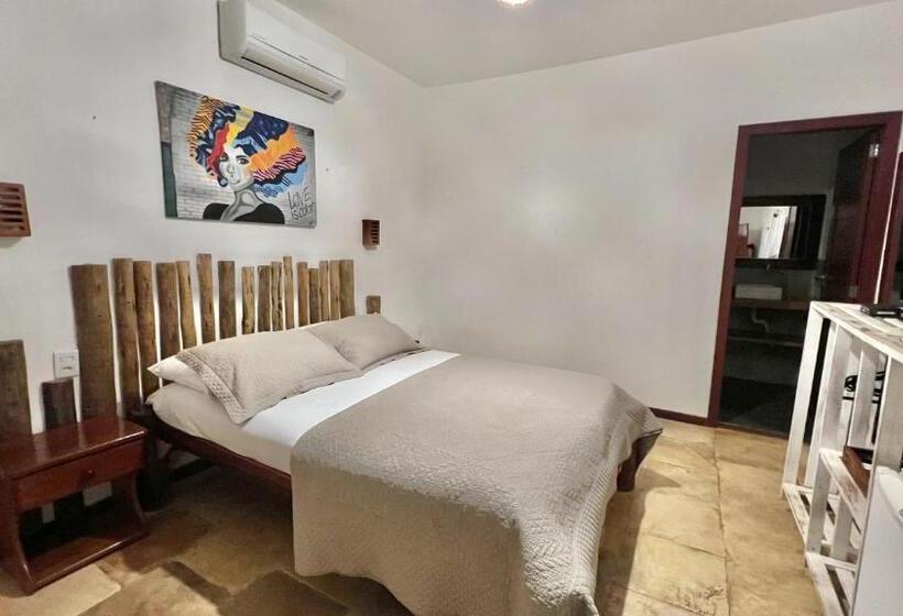 ペンション Aki Pousada