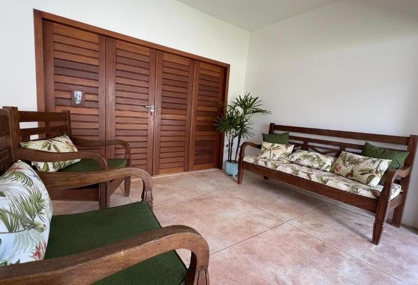 بنسيون Aki Pousada