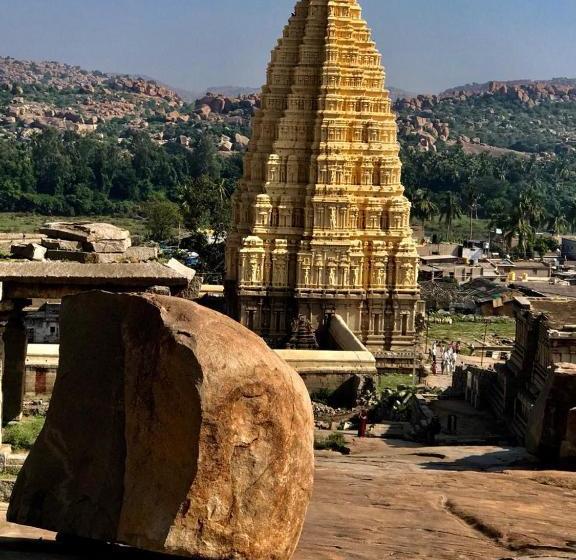 پانسیون Archana Guest House River View