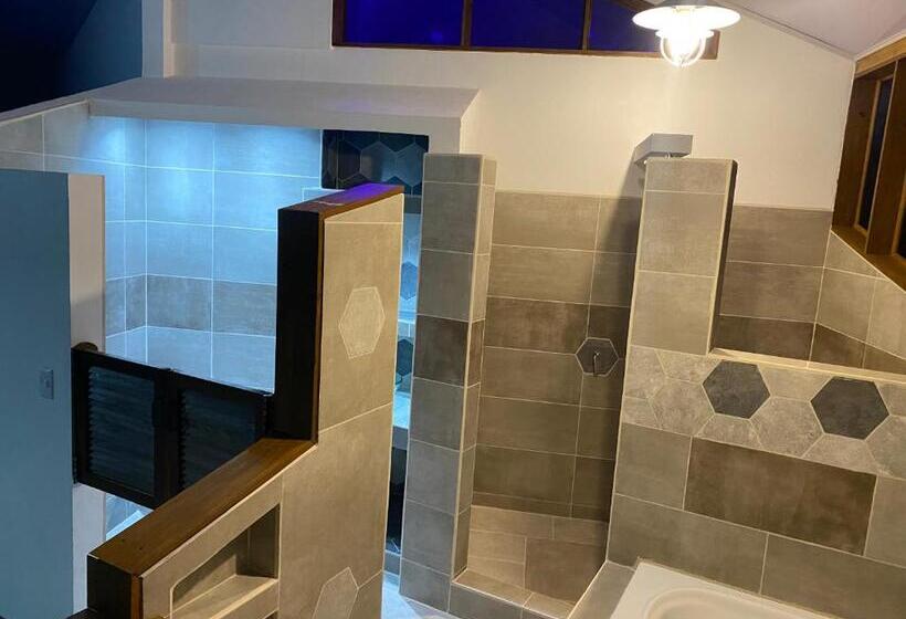 بنسيون Casa Aba Matapalo