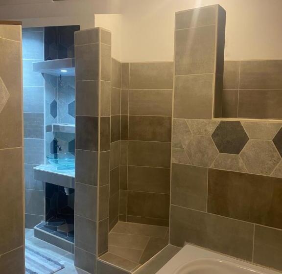 بنسيون Casa Aba Matapalo