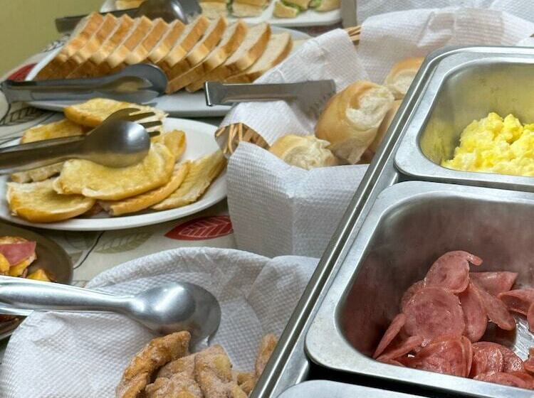 بنسيون Dallas   Penha Sc