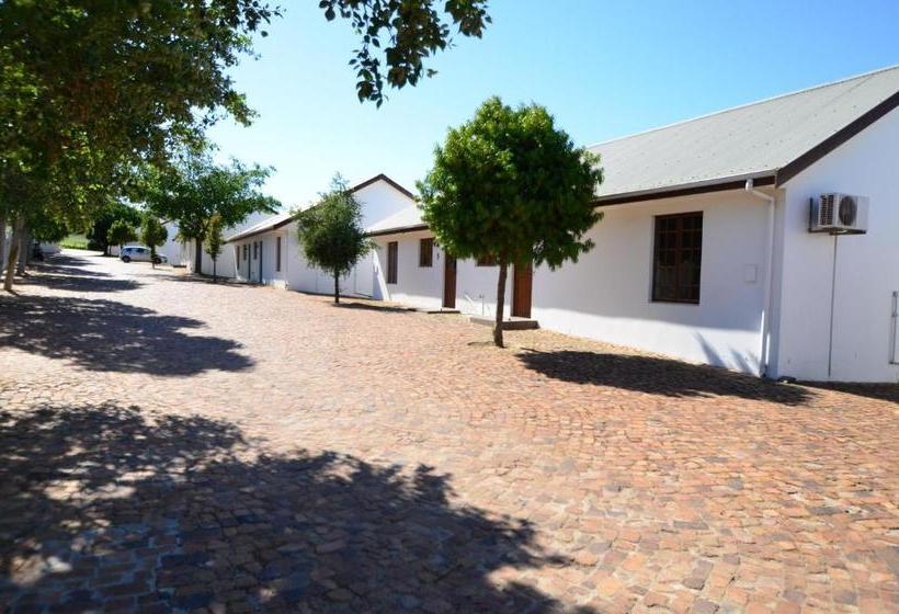 بنسيون D Aria Guest Cottages