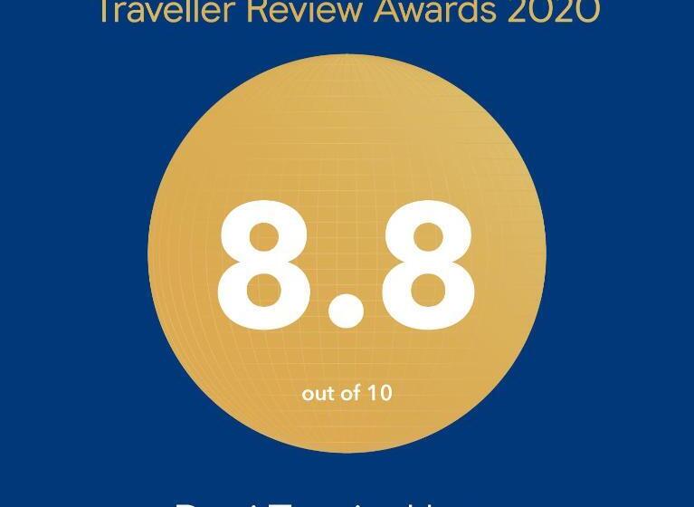 بنسيون Devi Tourist Home