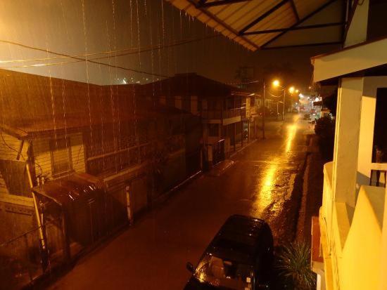 بنسيون Don Santiago Guesthouse Downtown