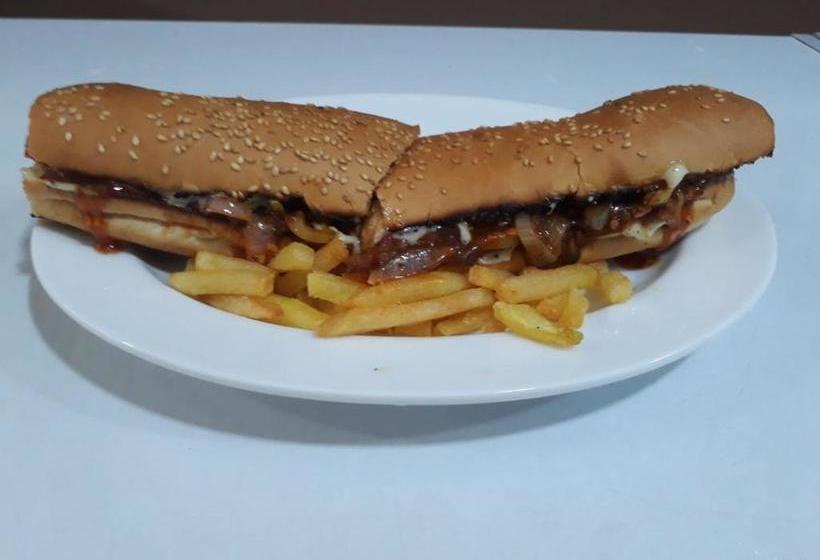 膳宿费 Family Inn