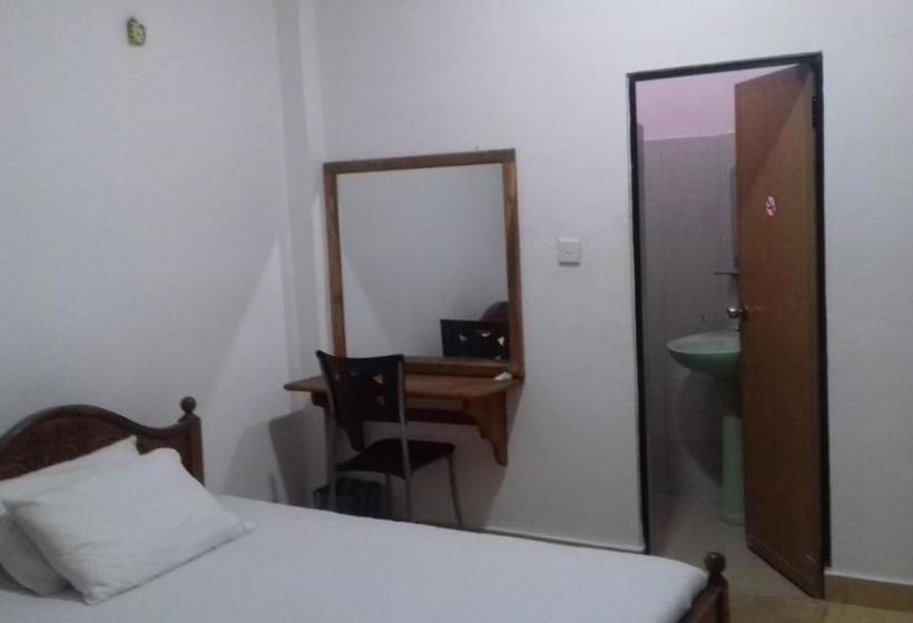 膳宿费 Family Inn