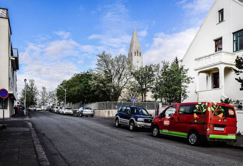 پانسیون Guesthouse Andrea