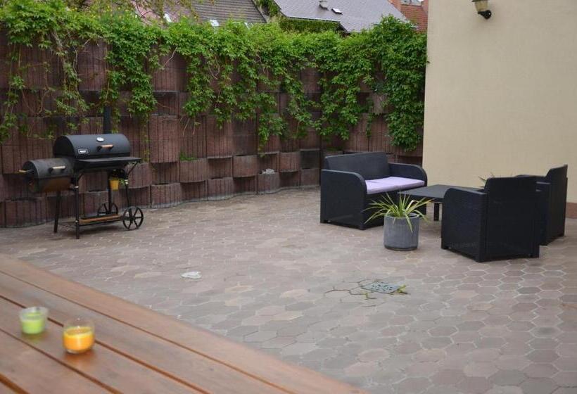 膳宿费 Guesthouse Zlatý Hrozen