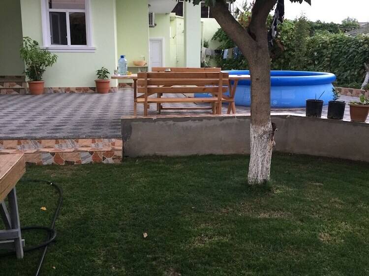 Pensiune Hasanovs Villa