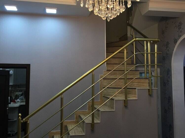 Pensiune Hasanovs Villa