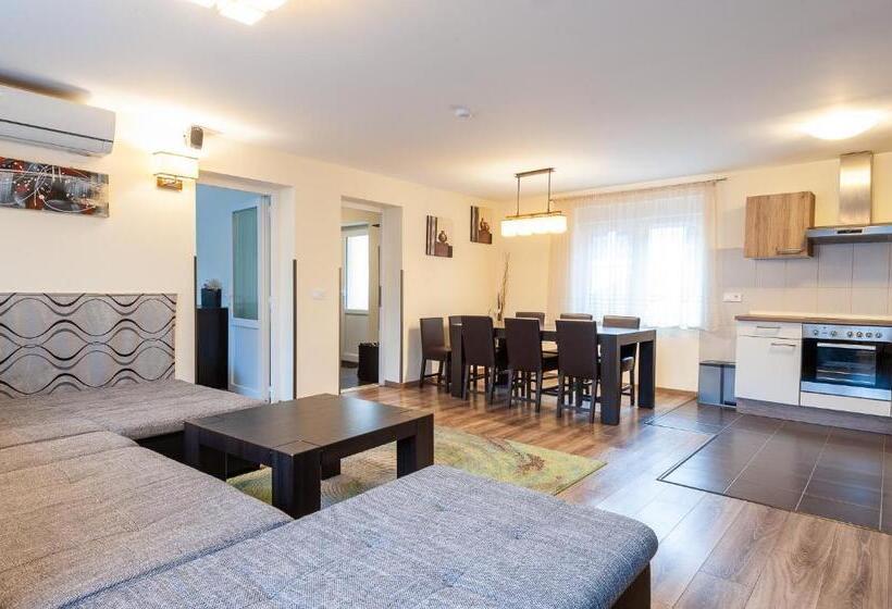 פנסיון Haus Alpenblick Mölltal