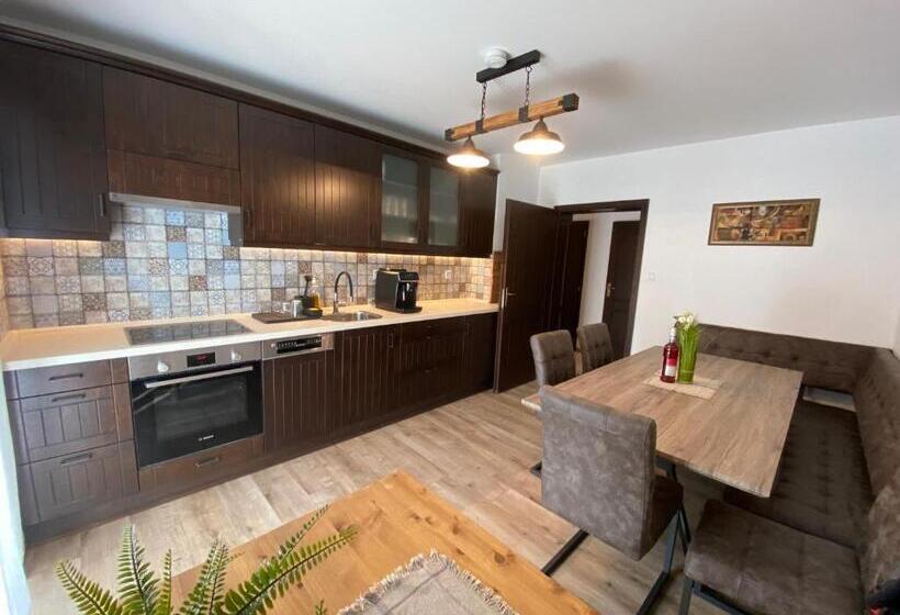 פנסיון Haus Alpenblick Mölltal