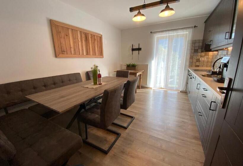 بنسيون Haus Alpenblick Mölltal