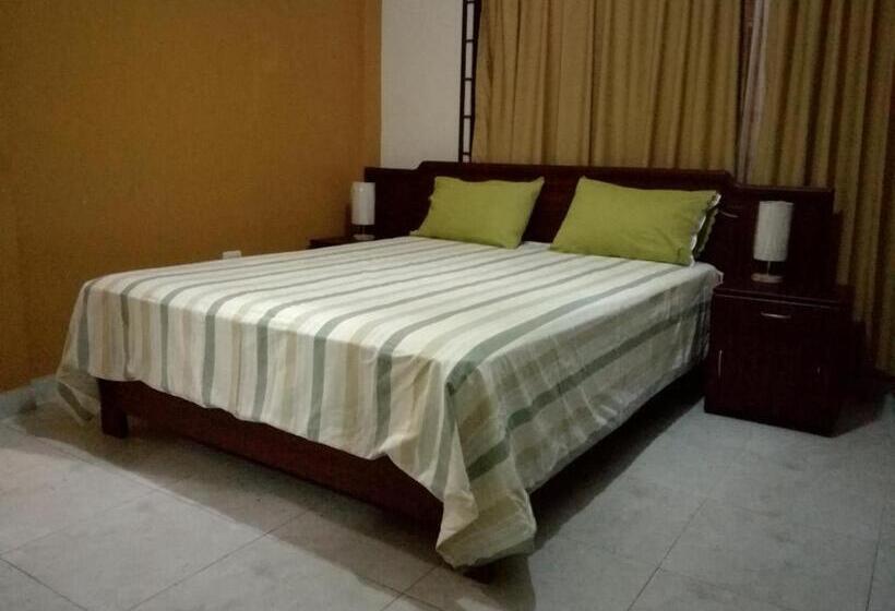 پانسیون Hostal La Molienda