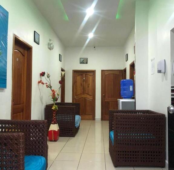 بنسيون Hostal Marysol
