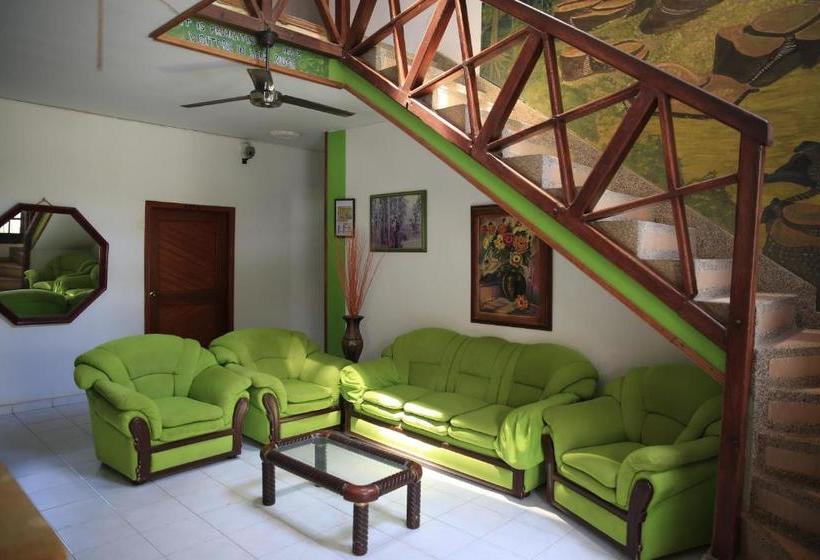 پانسیون Hostal Pelikan Taganga