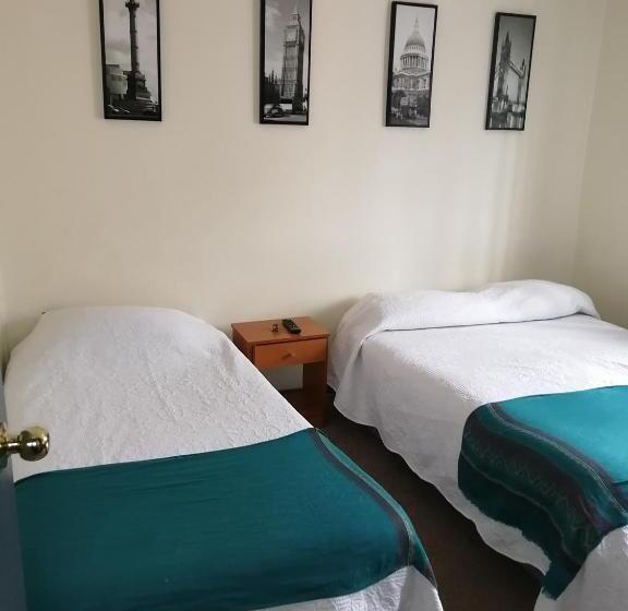 פנסיון Hostal Vicmar