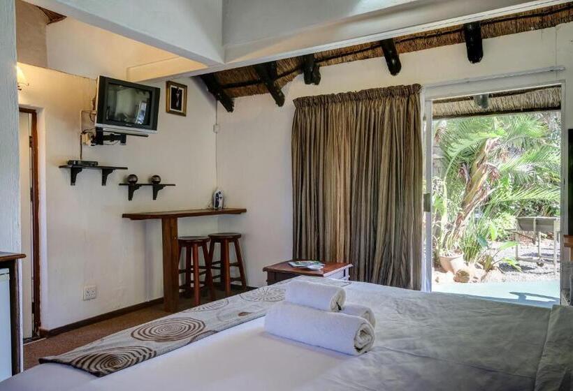פנסיון Khaya La Manzi Guest Lodge
