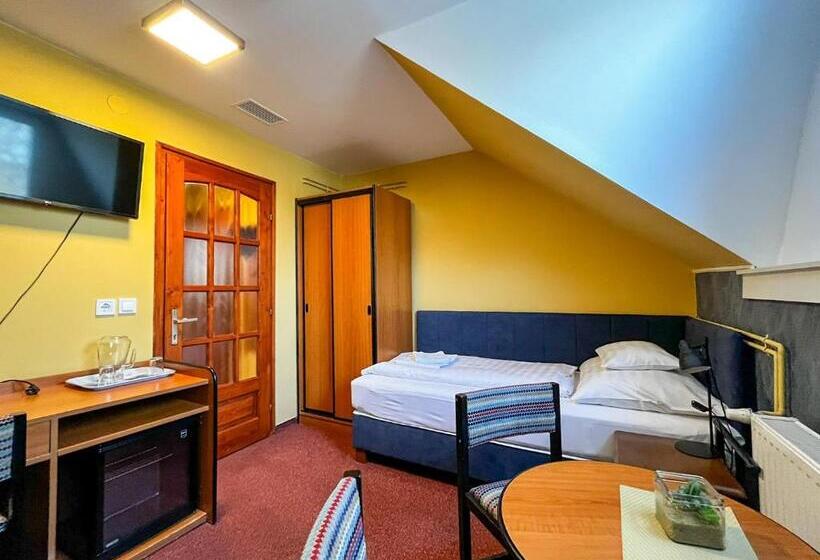 پانسیون Kisviza Vendégház