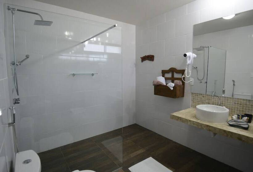 ペンション Oasis Tajaja Pousada