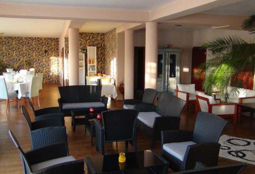 پانسیون Penzion Vila Aria