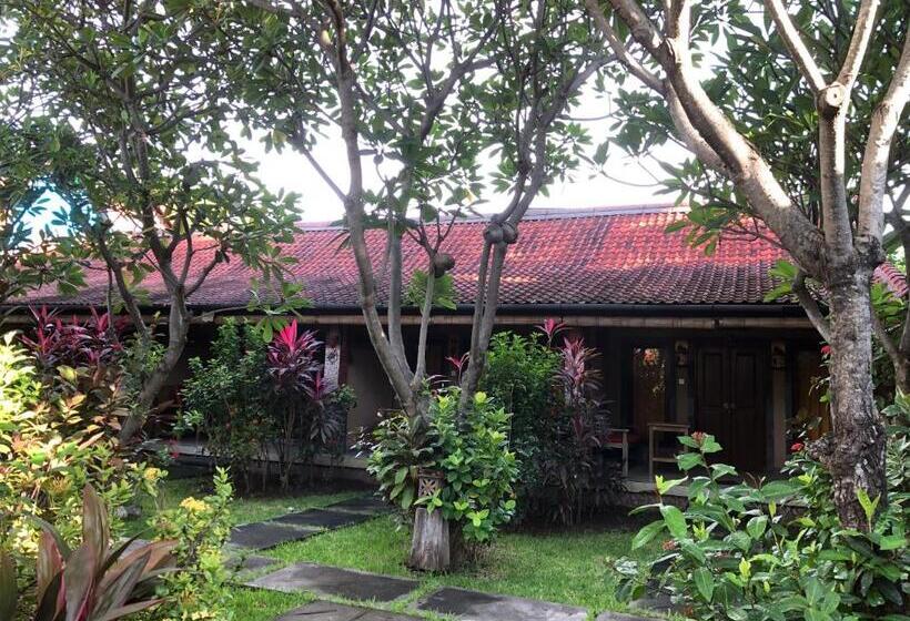 ペンション Pondok Shindu Guest House