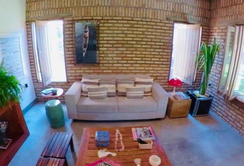 膳宿费 Quadrado Pousada