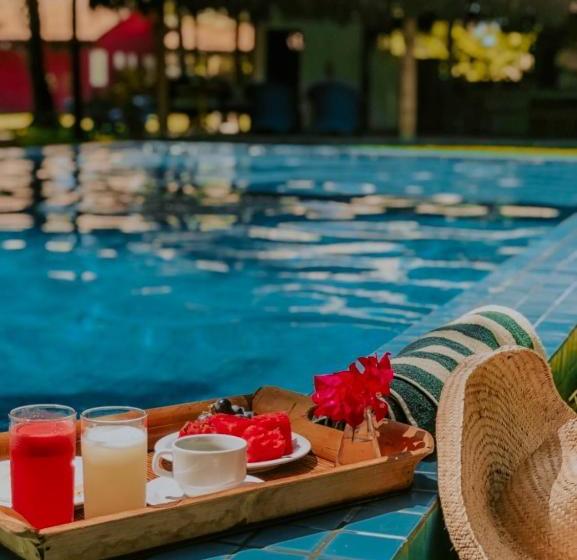 膳宿费 Quadrado Pousada