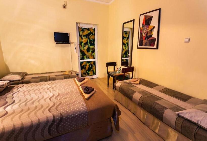 펜션 Residence Art Guest House