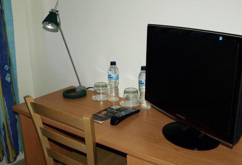 پانسیون Rivotorto Retreat House