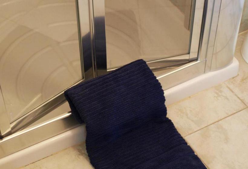 پانسیون Rivotorto Retreat House