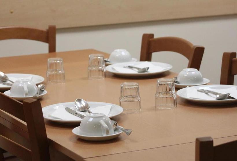 پانسیون Rivotorto Retreat House