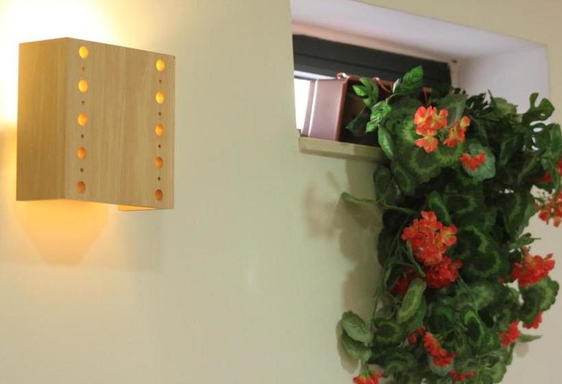 پانسیون Rivotorto Retreat House