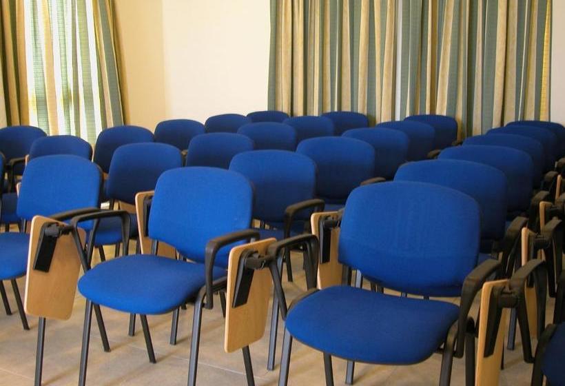 پانسیون Rivotorto Retreat House