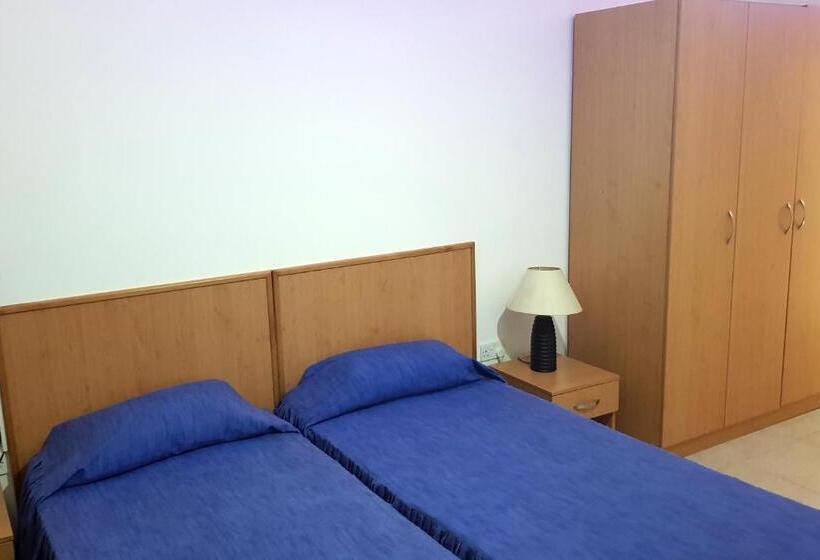 پانسیون Rivotorto Retreat House