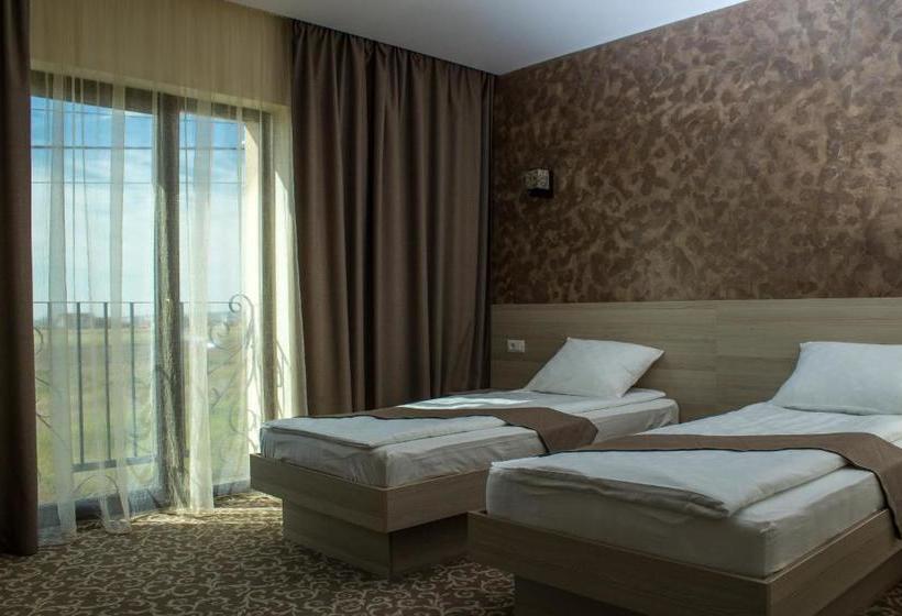 פנסיון Sunrise Villa