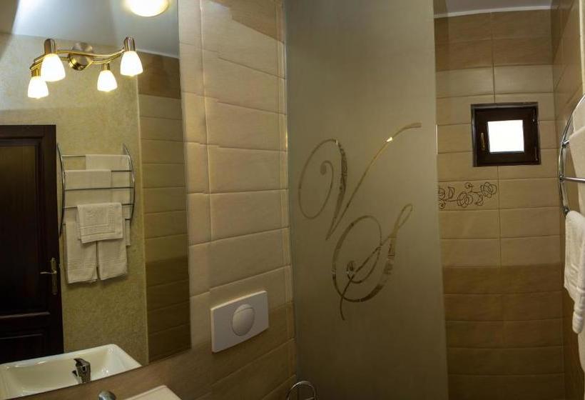 פנסיון Sunrise Villa