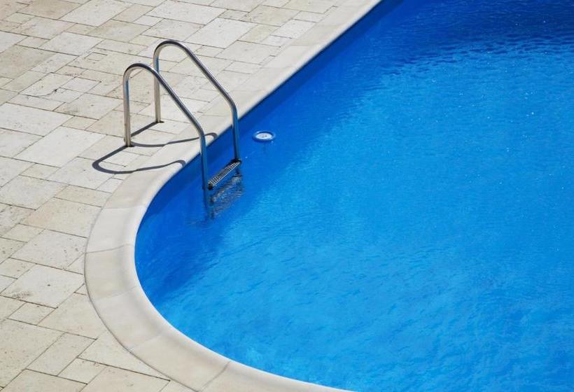 פנסיון Sunrise Villa