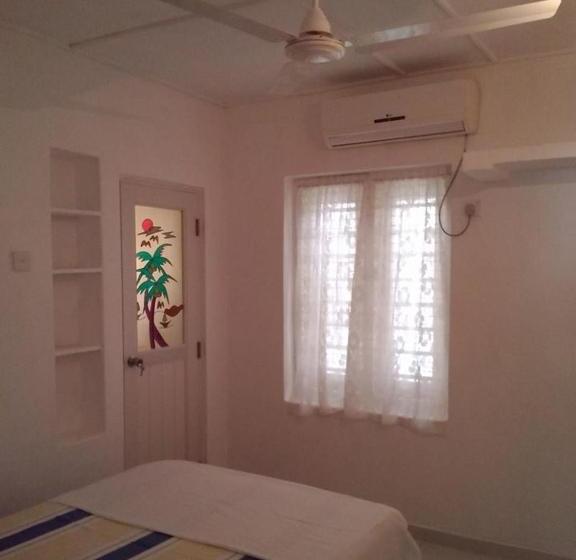 Пансион Villa 49 Hotel Beds  Hikkaduwa